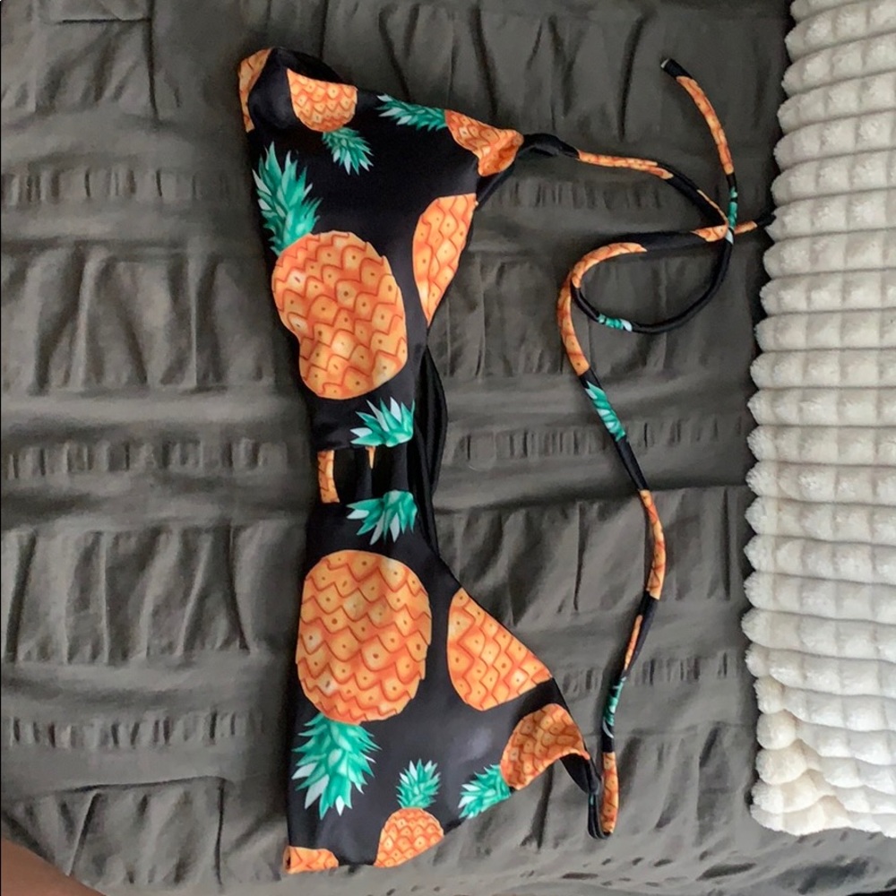 Bathing suit